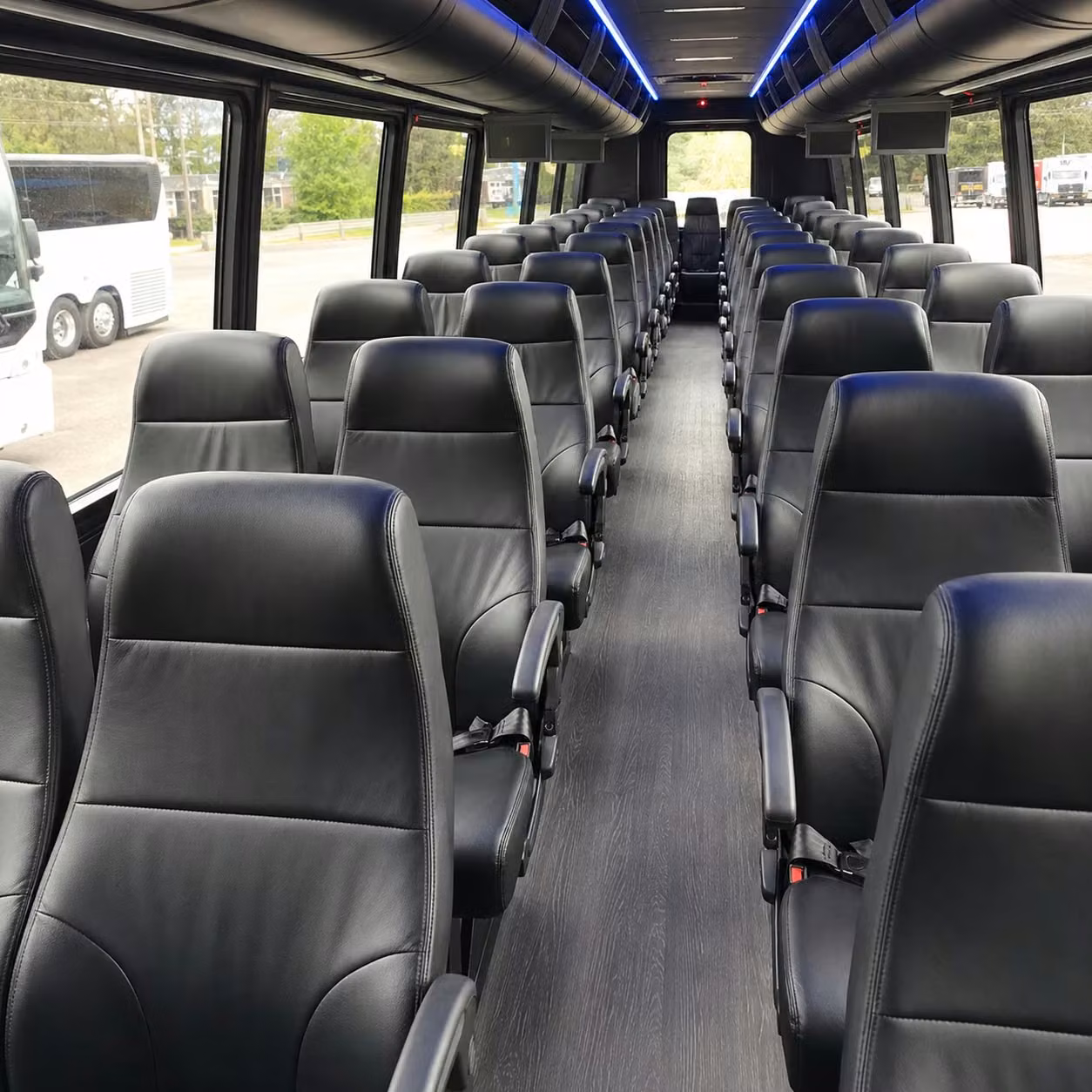norwalk 35 passenger minibus rental