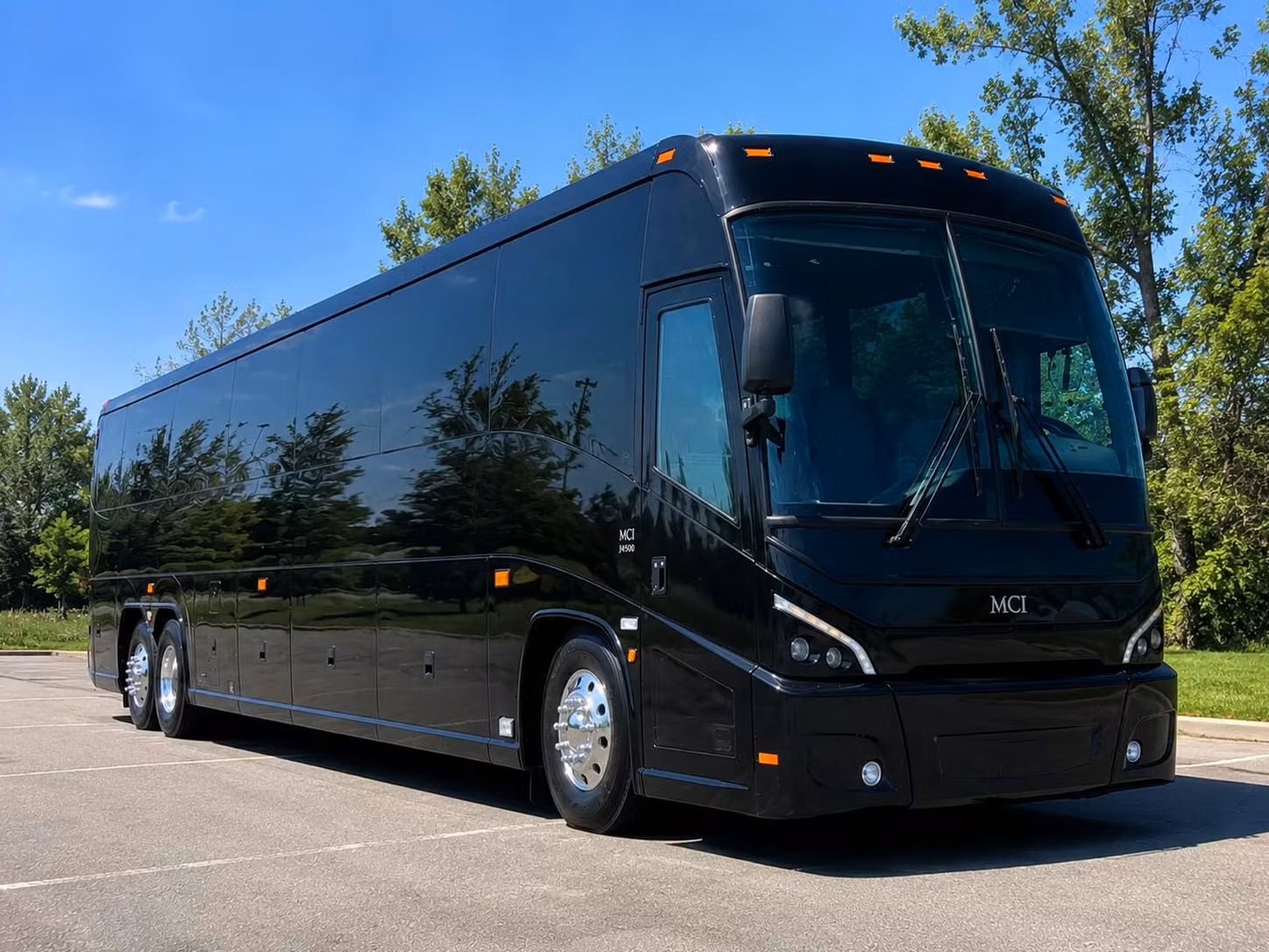 norwalk charter bus rental fleet