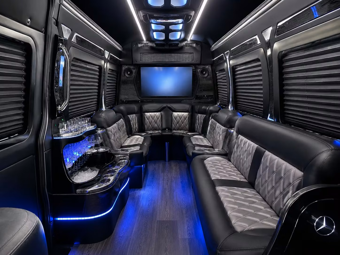wedding day shuttle logistics made simple for norwalk ceremonies and receptions