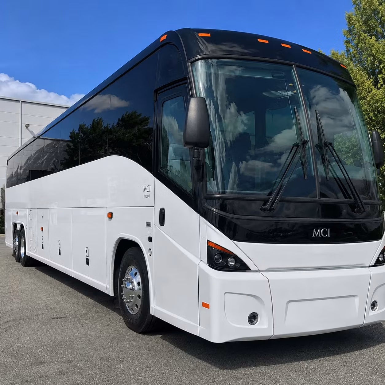 you can find and book airport transportation in norwalk and any nearby city